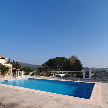 Synae- Joli Classe 3etoiles Avec Terrasse Et Piscine *