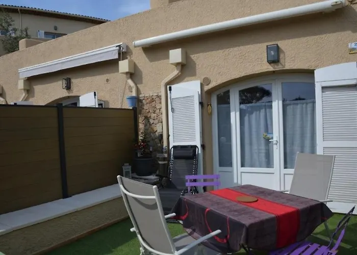 Le Mas Synae- Studio Cosy Pour Deux A Sainte- Maxime * サント・マキシム