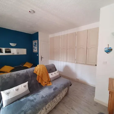 Synae Apartment