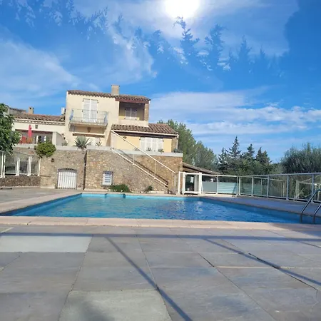 Synae- Joli Classe 3etoiles Avec Terrasse Et Piscine سانت ماكسيم