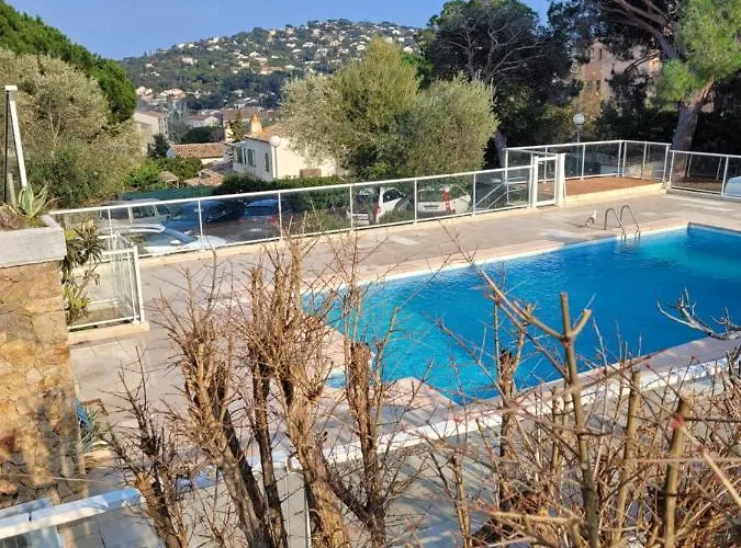 Le Mas Synae- Joli Studio Classe 3Etoiles Avec Terrasse Et Piscine 公寓 圣马克西姆